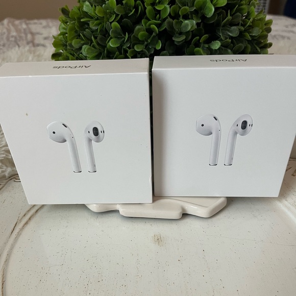 EMPTY BOX Apple AirPods - Picture 2 of 3